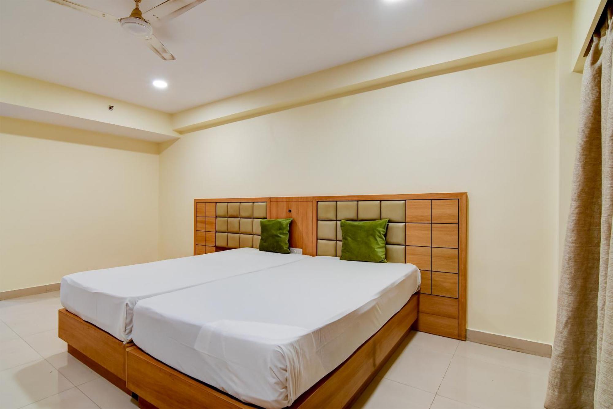 Hotel Urban Asia Kolkata Bagian luar foto